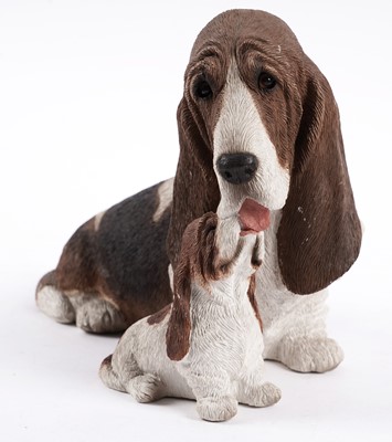 Lot 349 - ﻿A collection of decorative ceramic and other figures of basset hounds
