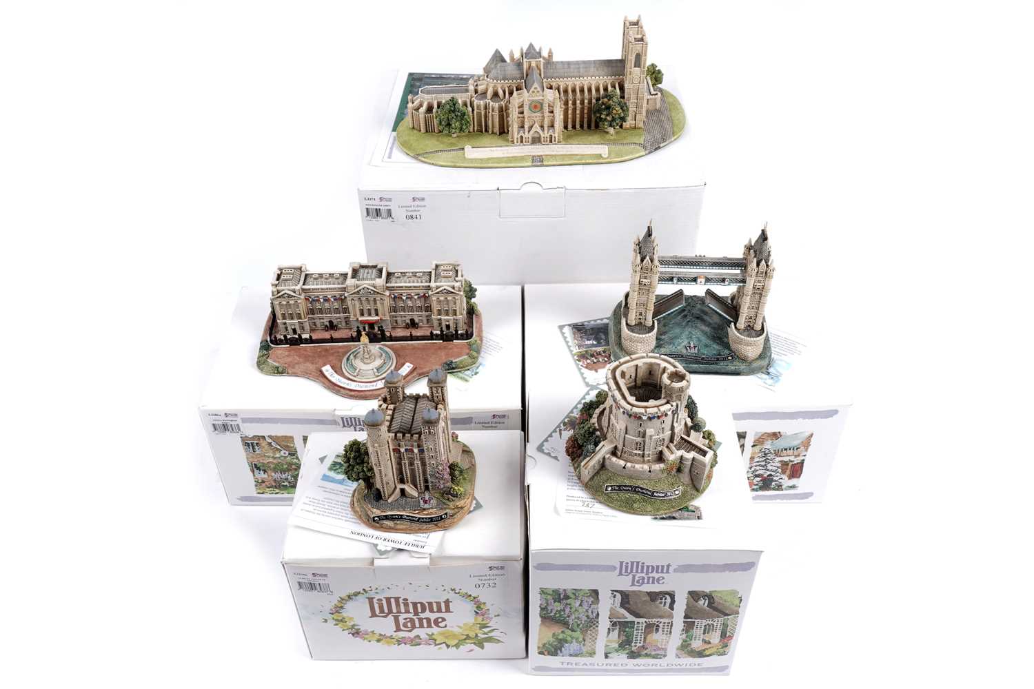 Lot 359 - Lilliput Lane London landmark models including: Westminster Abbey