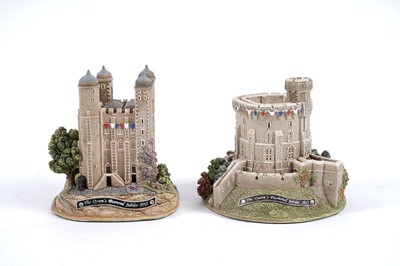 Lot 359 - Lilliput Lane London landmark models including: Westminster Abbey