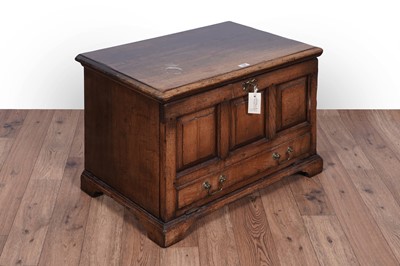 Lot 122 - Titchmarsh and Goodwin: a Georgian style oak cabinet