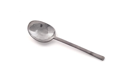 Lot 187 - A Charles I silver Puritan spoon