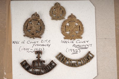 Lot 7 - City of London Yeomanry (Rough Riders) and other badges and titles