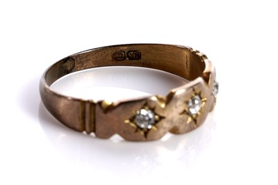 Lot 167 - A Victorian diamond three stone ring