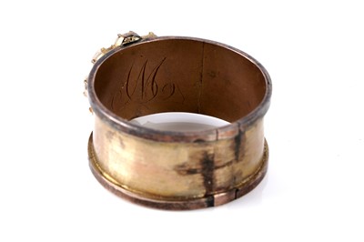 Lot 168 - A late 19th Century split pearl flower cluster mourning ring