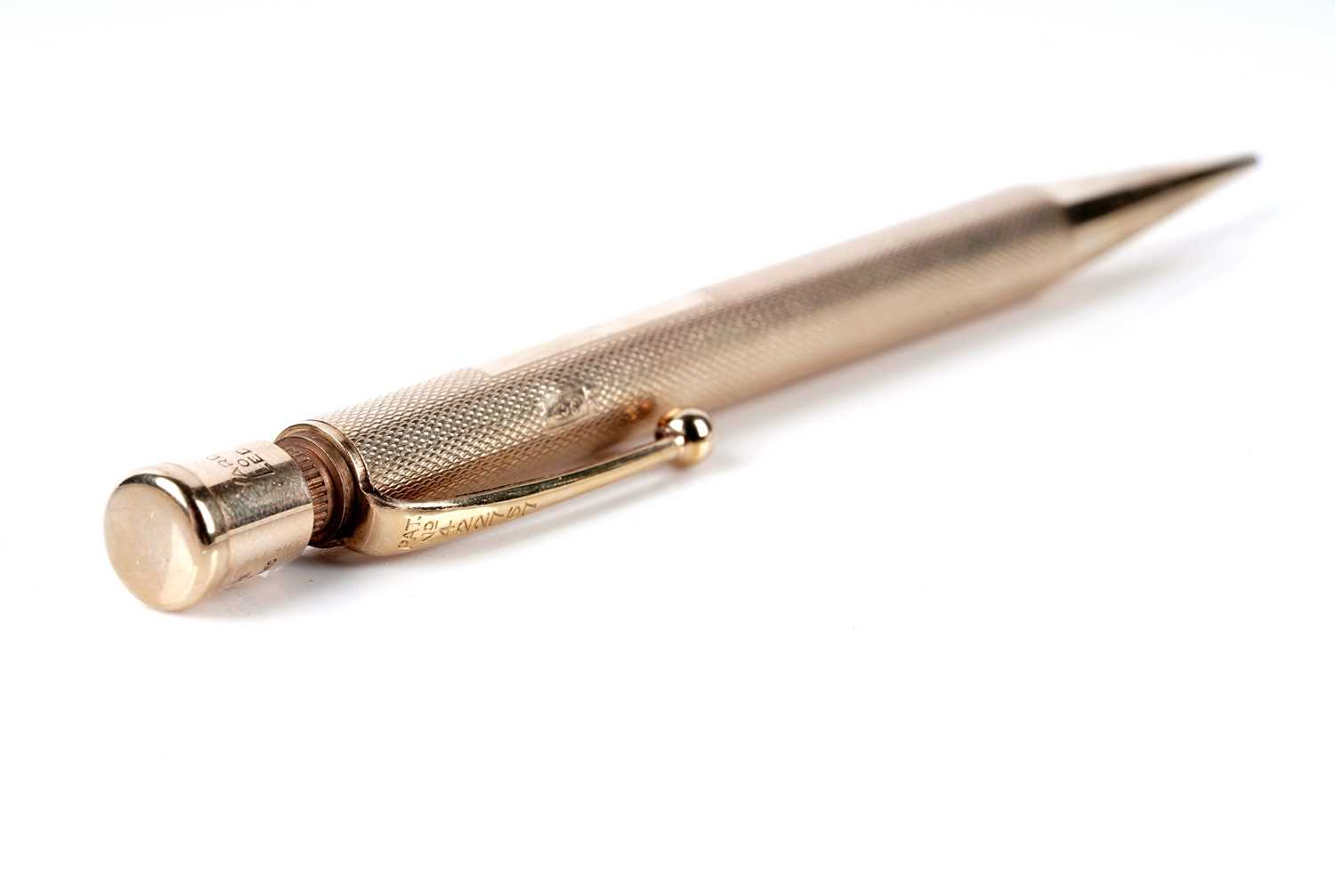 Lot 169 - A Yard o Led yellow gold cased propelling pencil