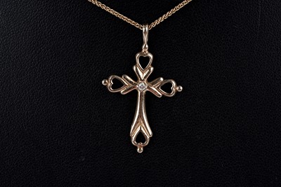 Lot 60 - A diamond crucifix pendant necklace
