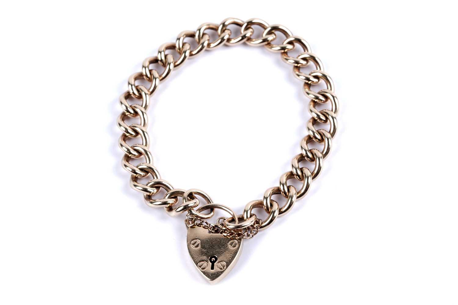 Lot 6 - A 9ct yellow gold bracelet
