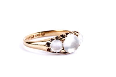 Lot 27 - A late Victorian moonstone dress ring