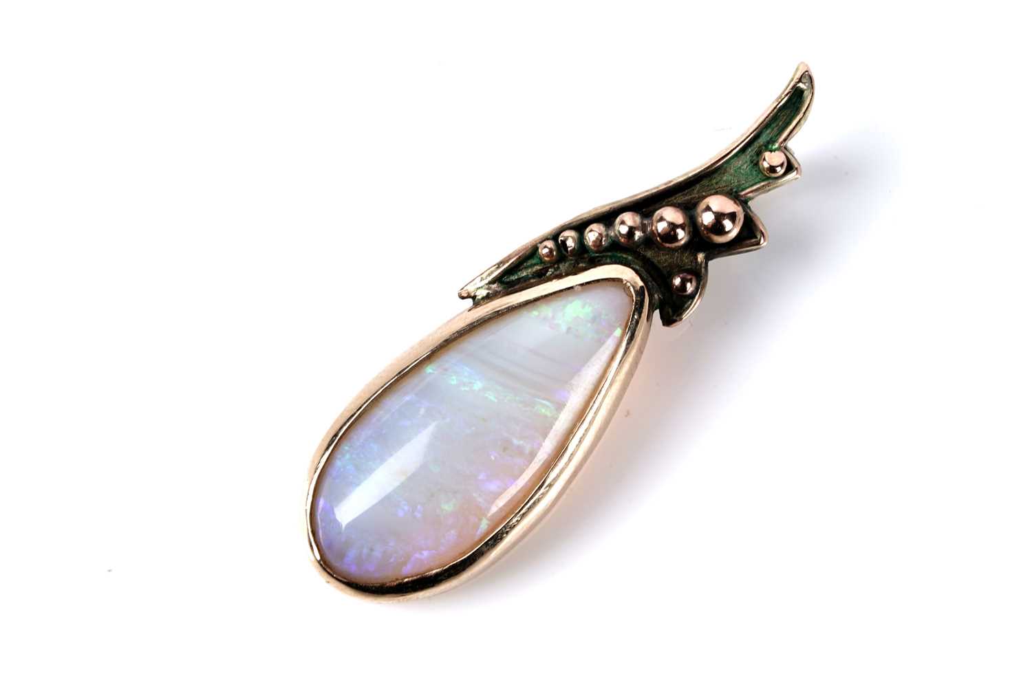 Lot 120 - An Arts & Crafts opal pendant