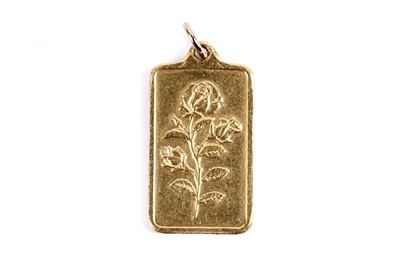 Lot 44 - A Swiss 10g fine gold ingot pendant