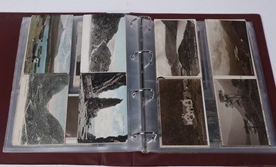 Lot 93 - A collection of early 20th Century and later postcards