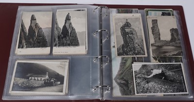 Lot 93 - A collection of early 20th Century and later postcards