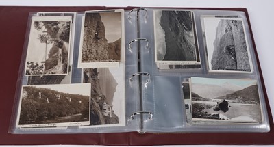 Lot 93 - A collection of early 20th Century and later postcards