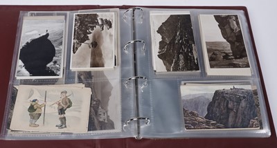 Lot 93 - A collection of early 20th Century and later postcards
