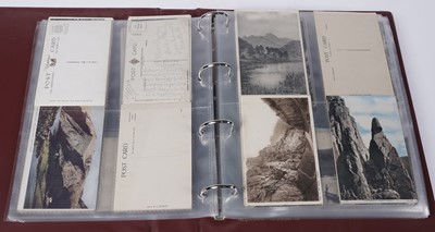 Lot 93 - A collection of early 20th Century and later postcards