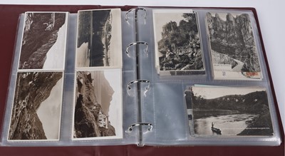 Lot 93 - A collection of early 20th Century and later postcards