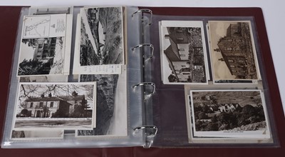Lot 93 - A collection of early 20th Century and later postcards