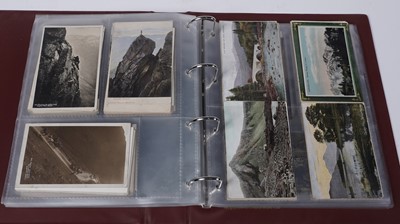 Lot 93 - A collection of early 20th Century and later postcards