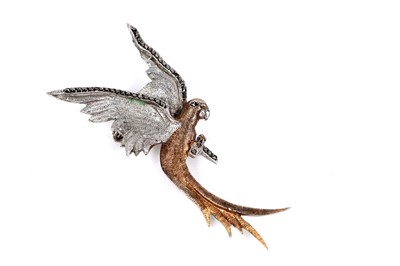 Lot 593 - A silver parrot pattern brooch
