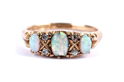 Lot 95 - An antique opal and diamond ring