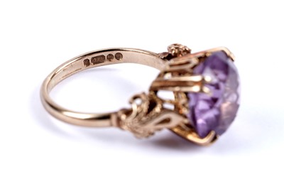 Lot 101 - An amethyst cocktail ring