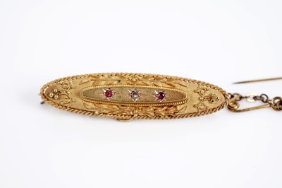 Lot 619 - Three antique gold brooches