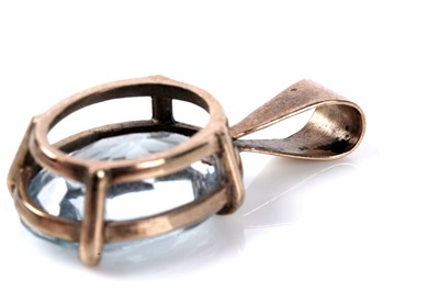 Lot 126 - A synthetic spinel ring; and pendant