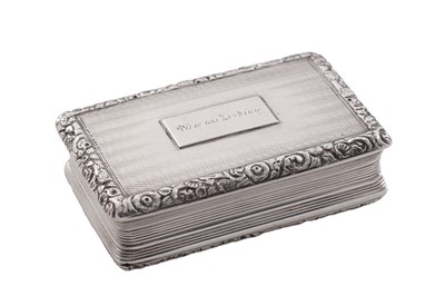 Lot 214 - A George IV silver snuff box