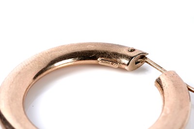 Lot 148 - Two pairs of 9ct gold hoop earrings