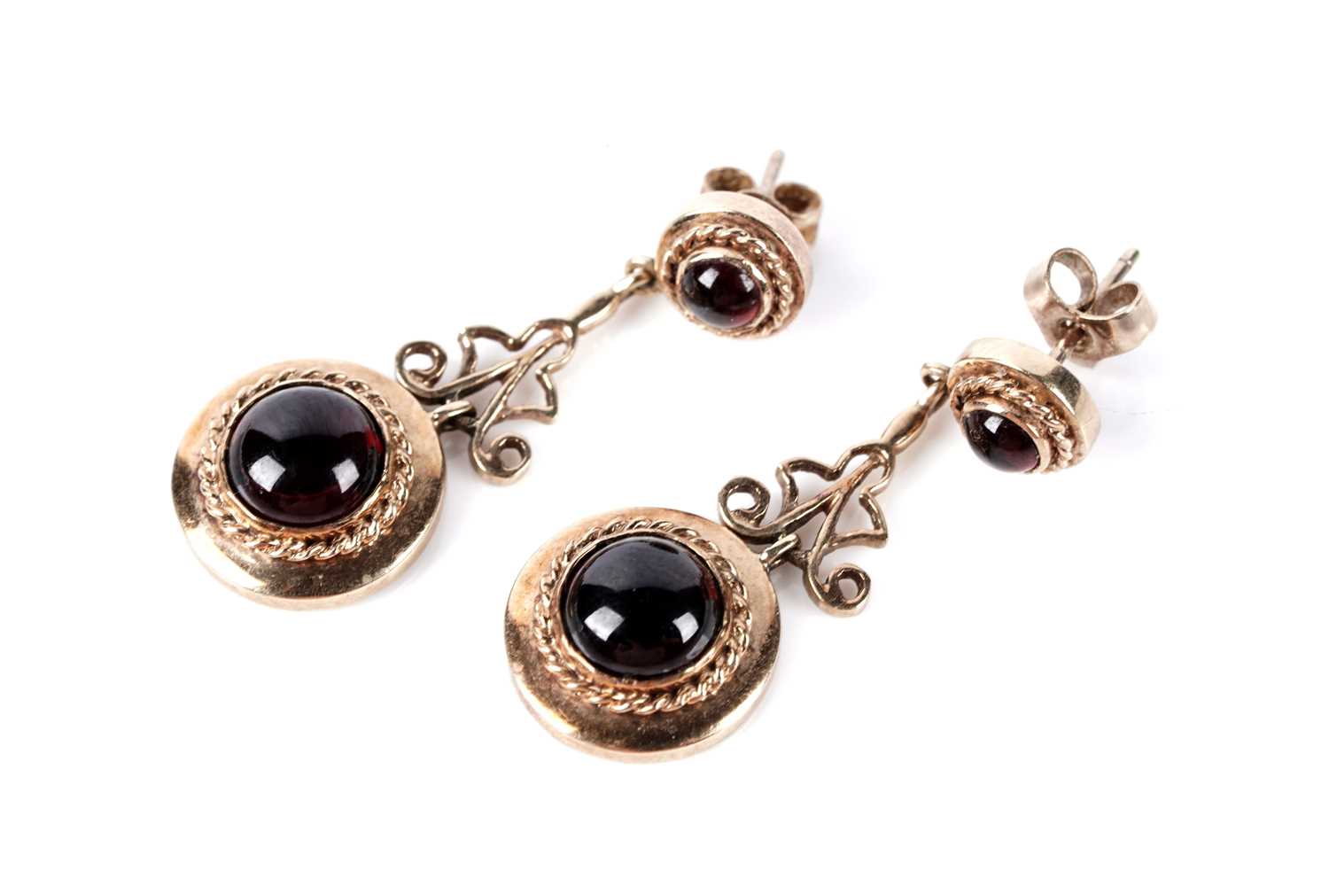 Lot 156 - A pair of garnet drop earrings