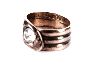 Lot 194 - A late Victorian 9ct rose gold snake ring