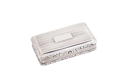 Lot 203 - A George IV silver snuff box