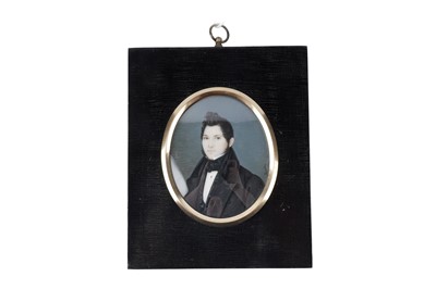 Lot 922 - Early 19th Century - Portrait of a Regency gentleman | miniature