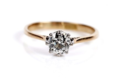 Lot 662 - A solitaire diamond ring