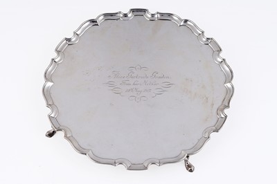 Lot 95 - A George V silver salver