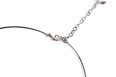 Lot 683 - Lucy Quartermaine: a "One Drop" pattern silver necklace