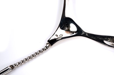 Lot 683 - Lucy Quartermaine: a "One Drop" pattern silver necklace