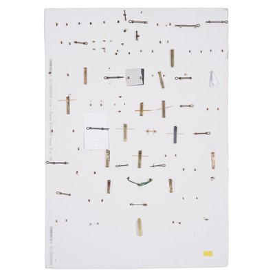 Lot 81 - A display of Canadian interest regimental cap badges and other items