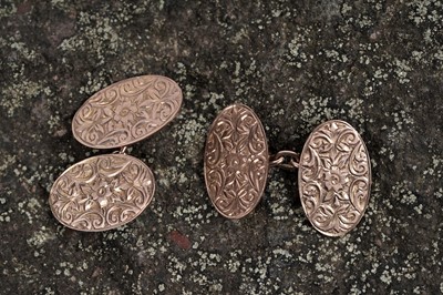 Lot 642 - A pair of Edwardian 9ct rose gold cufflinks