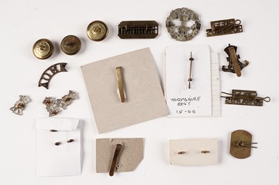 Lot 100 - Yorkshire Regiment (Green Howards) cap badges and other items