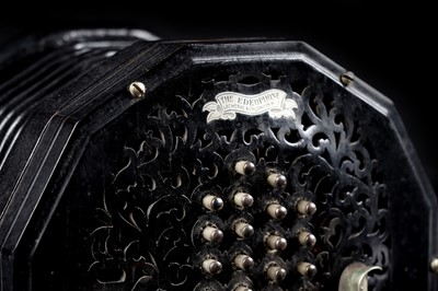 Lot 15 - A Lachenal 'Edeophone' concertina