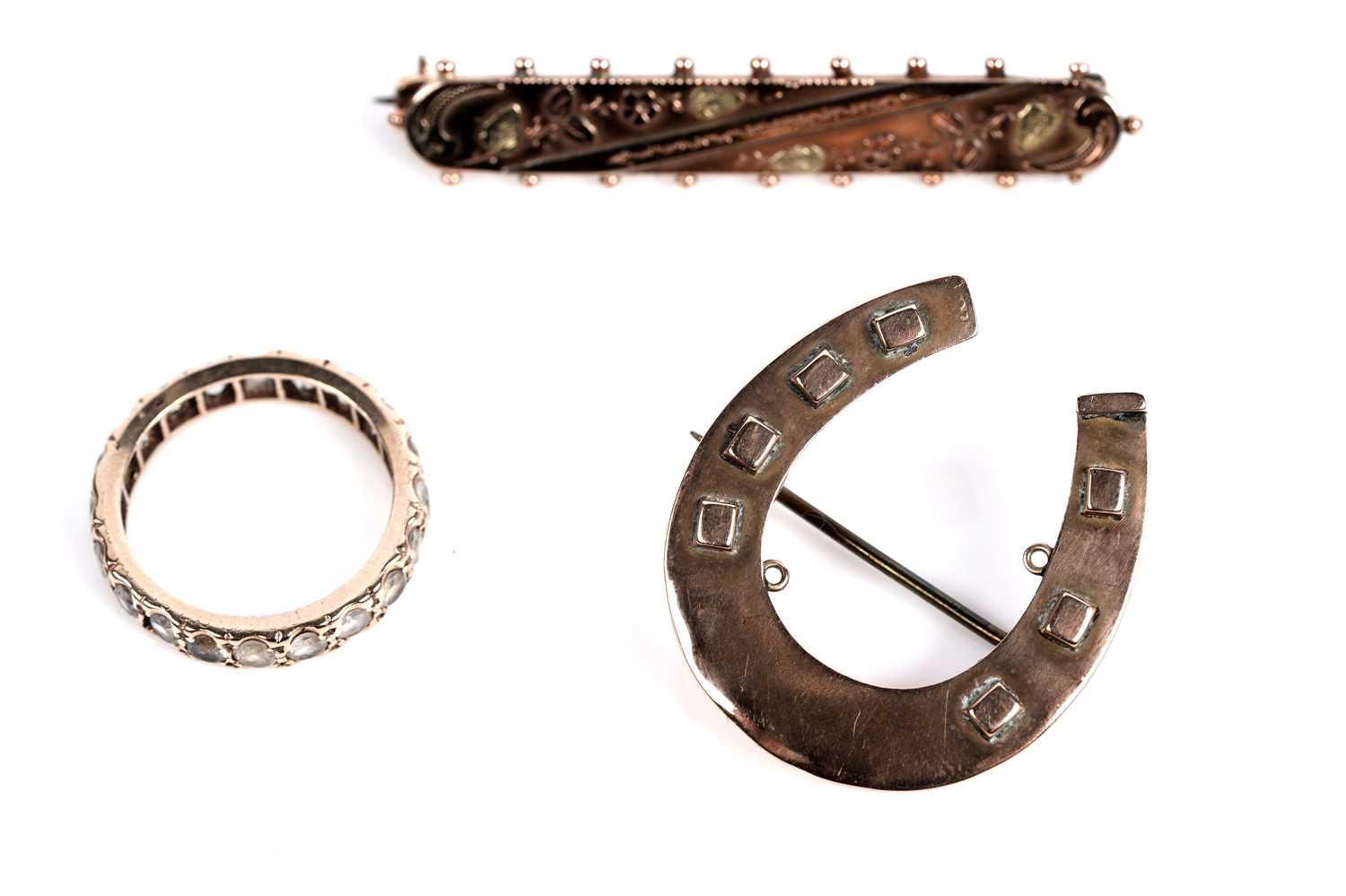 Lot 656 - Two brooches; and a ring
