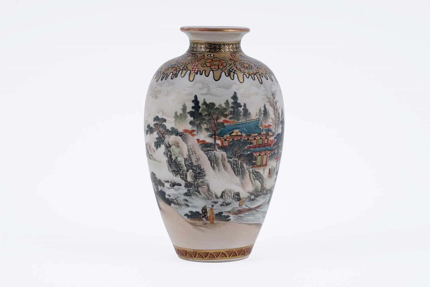 Lot 842 - A Japanese earthenware vase