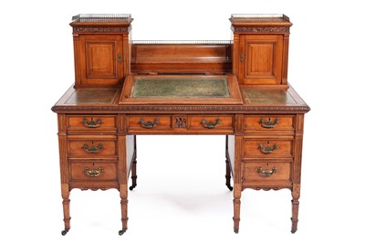 Lot 1066 - A late Victorian mahogany twin pedestal kneehole desk