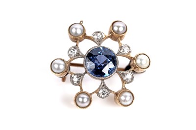 Lot 535 - An antique sapphire, pearl, and diamond brooch