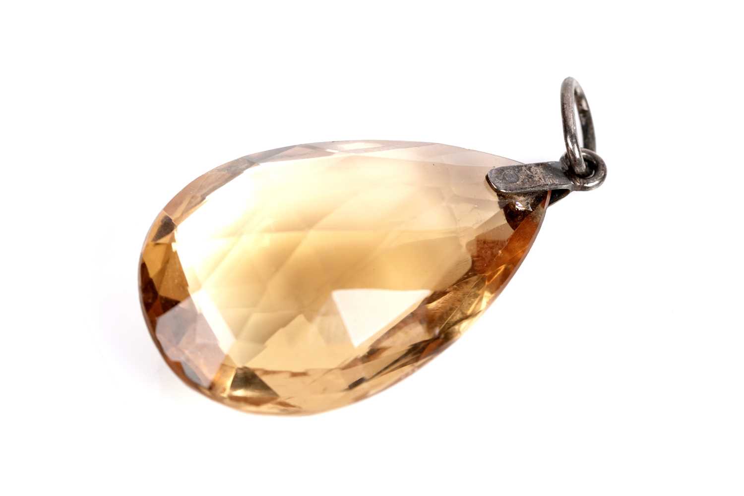 Lot 545 - A citrine rose cut pendant