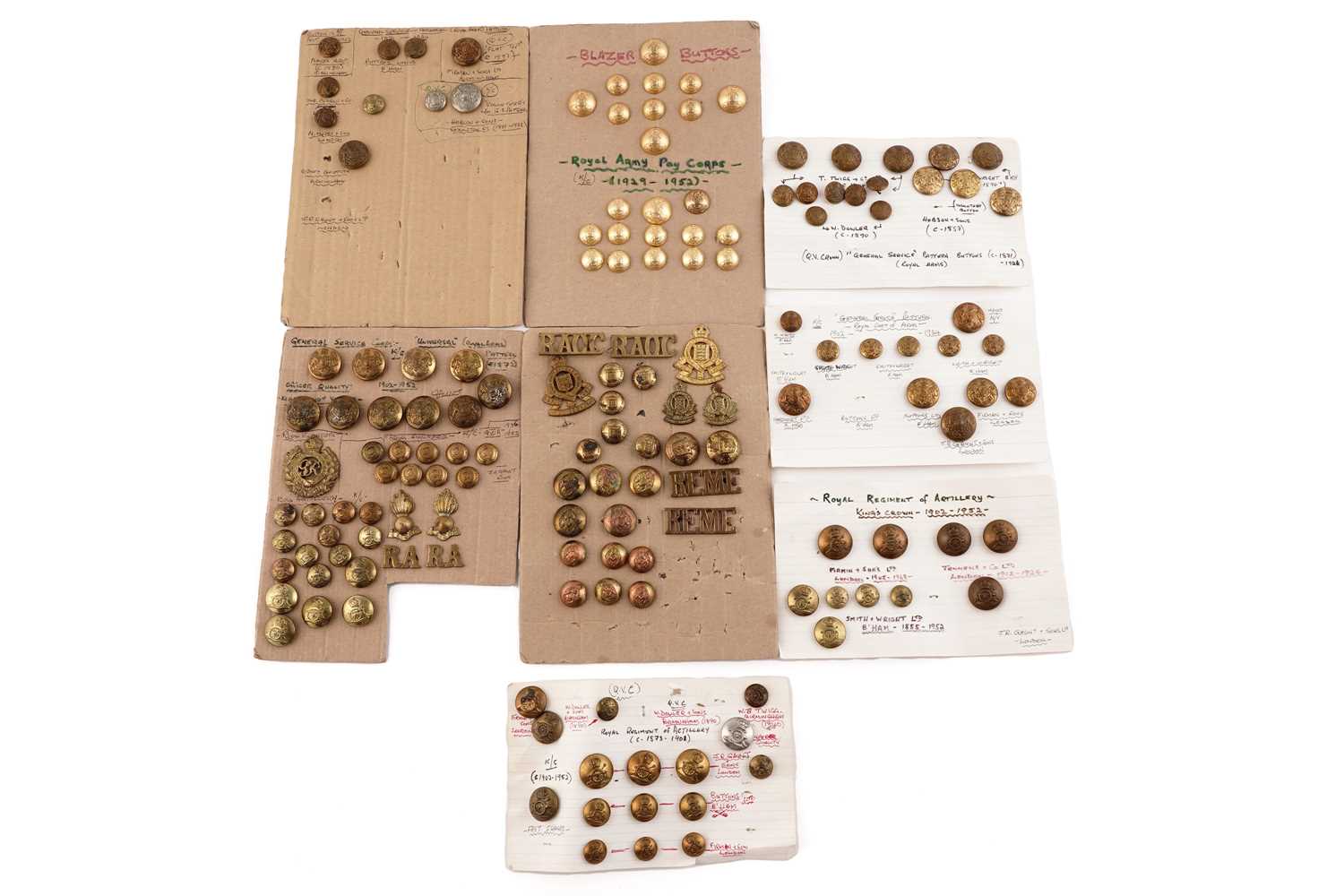 Lot 189 - A selection of British Military mainly buttons