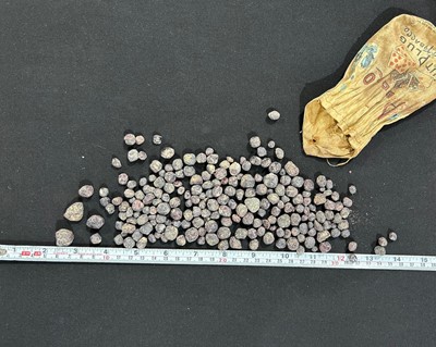 Lot 540 - A collection of rough garnets