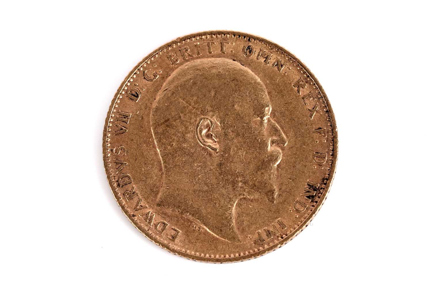 Lot 533 - An Edward VII 1904 gold sovereign