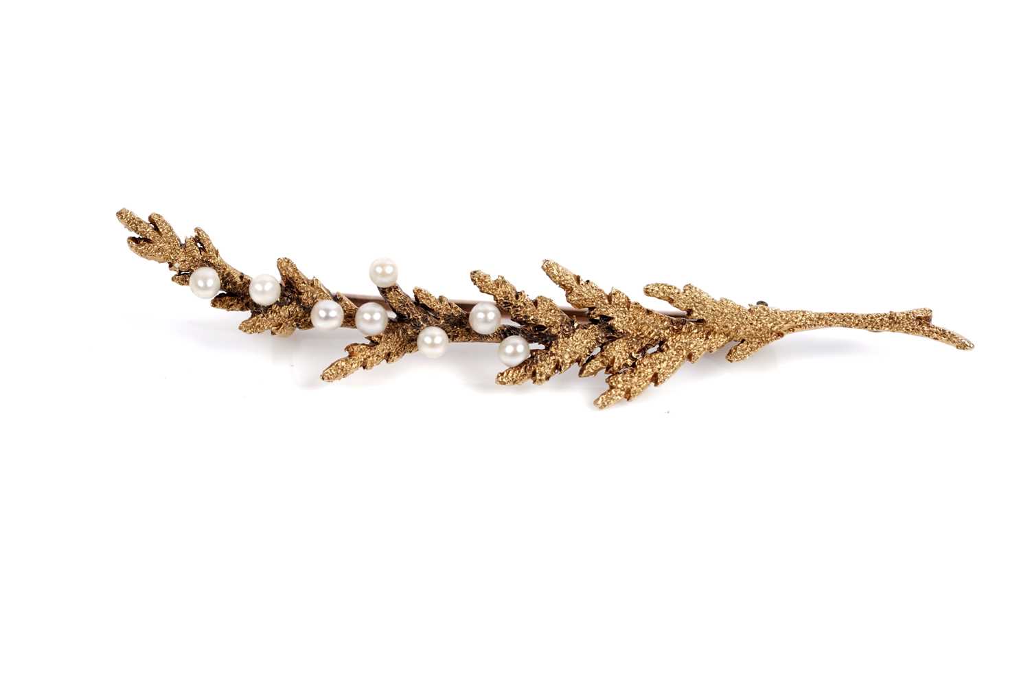 Lot 506 - A 15ct gold pearl dew-drop fern pattern brooch